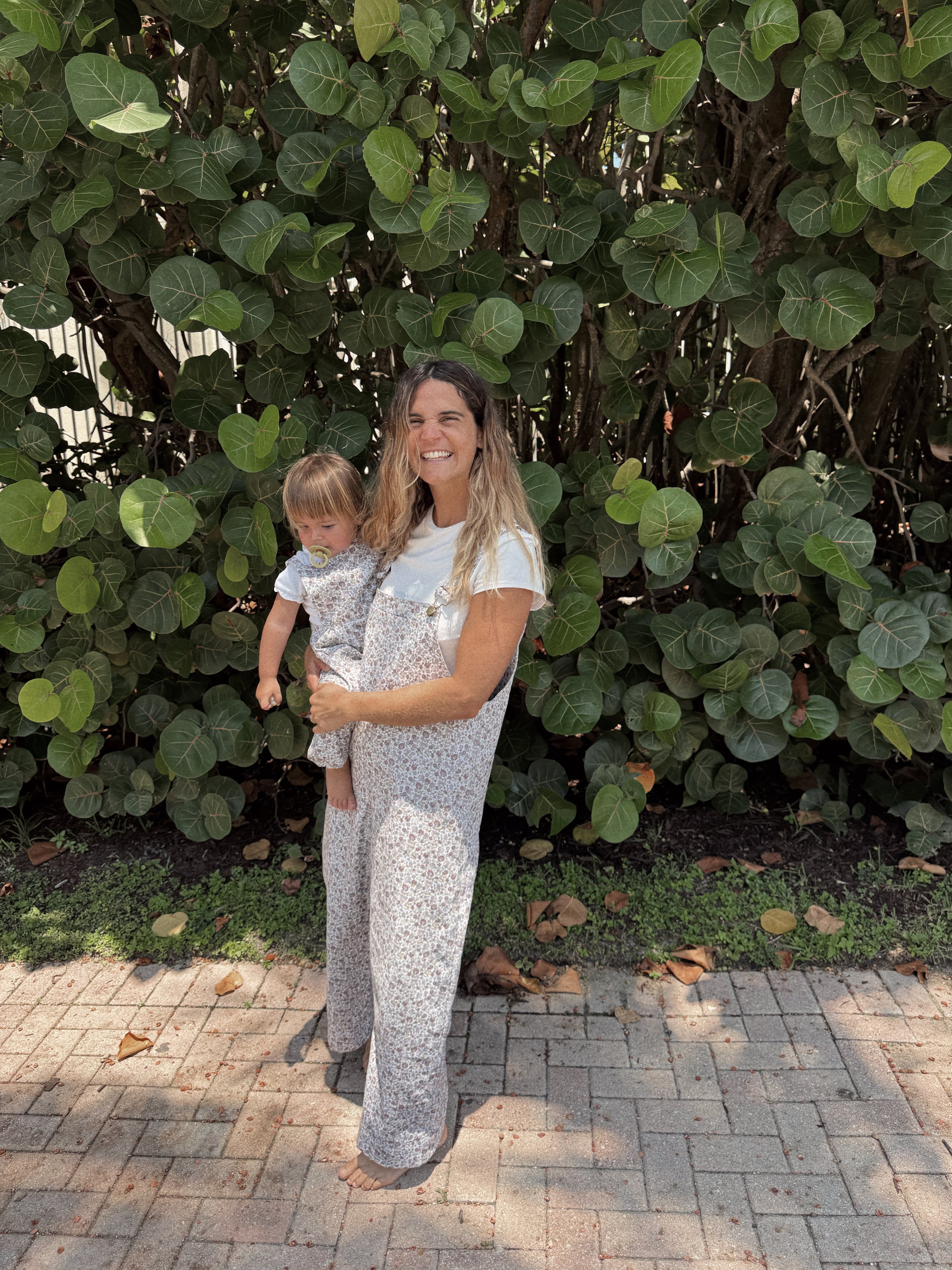 Mini Sarita Overall