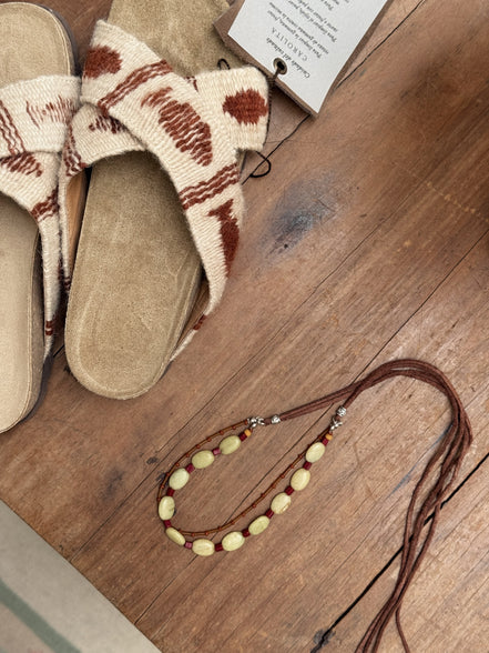 Oliva necklace