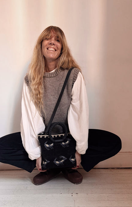 Alondra Little bag (Negro y azul)