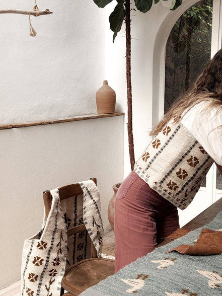 Bloom folk vest